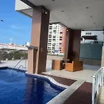 Alugo Apartamento Frente Mar